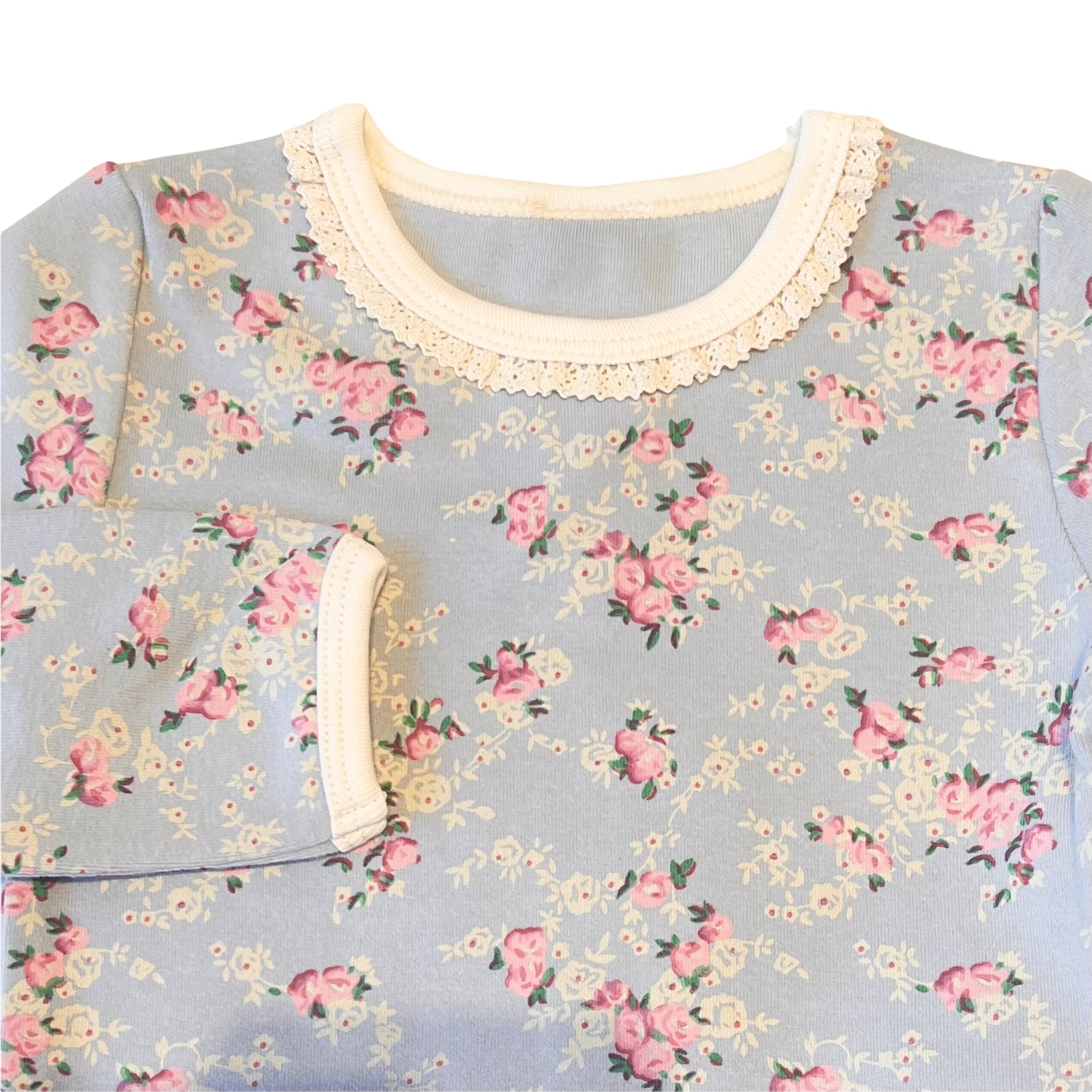 Pajamas with floral prints